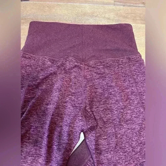 Athleta Exhale Heel tight legging - Picture 5 of 8